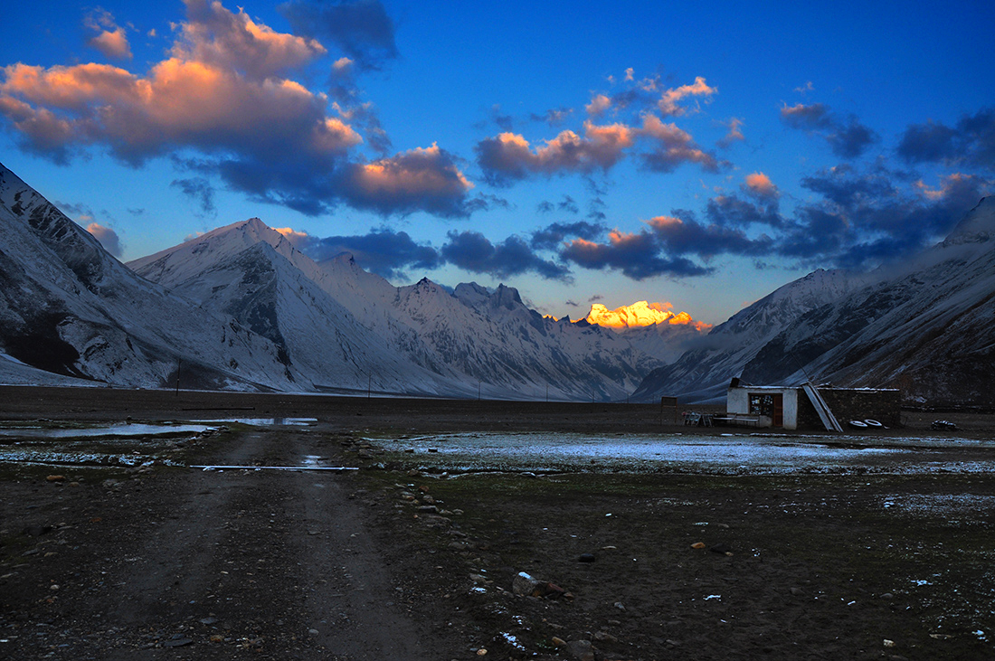 Massif Brawl: China and India Clash in the Himalayas