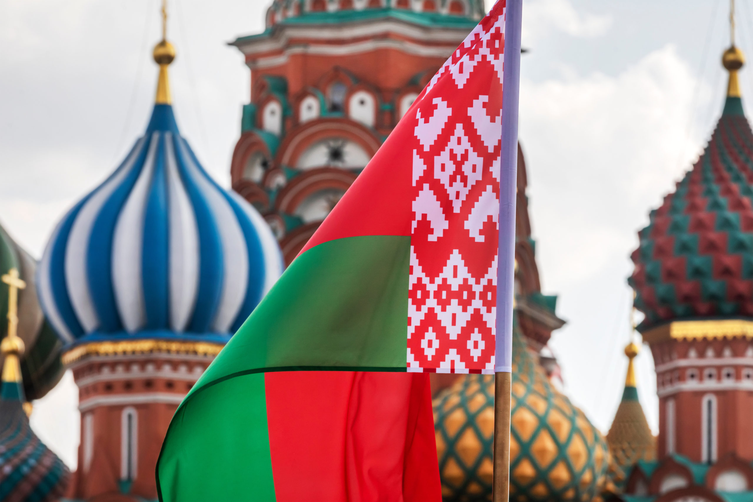 From the Migrant Crisis to Aggression in Ukraine: Belarus is Still on the Baltic Agenda