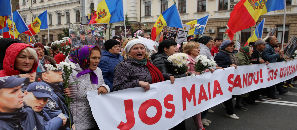 War As a Neighbor: Moldova and the Challenges of Facing Russian Aggression in Ukraine
